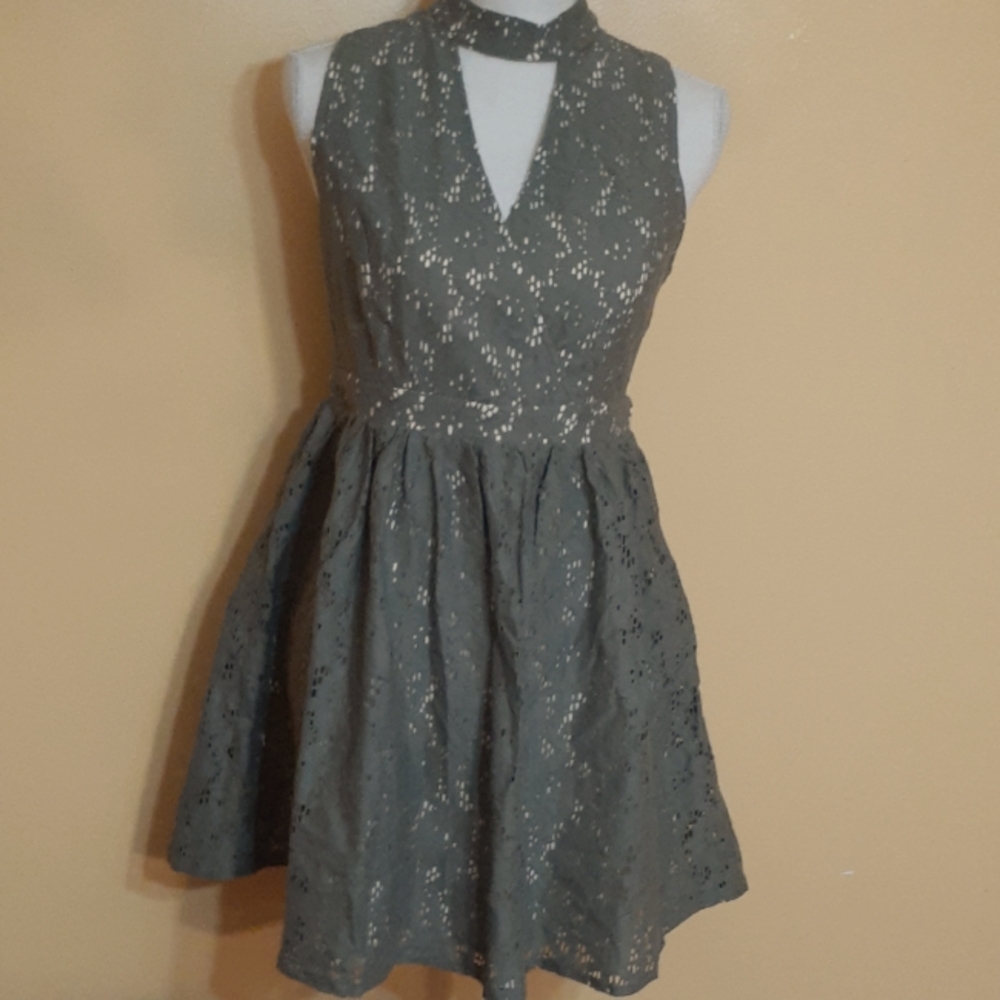 Embroidered Lace Floral Sleeveless Army Green Short Dress L NWOT